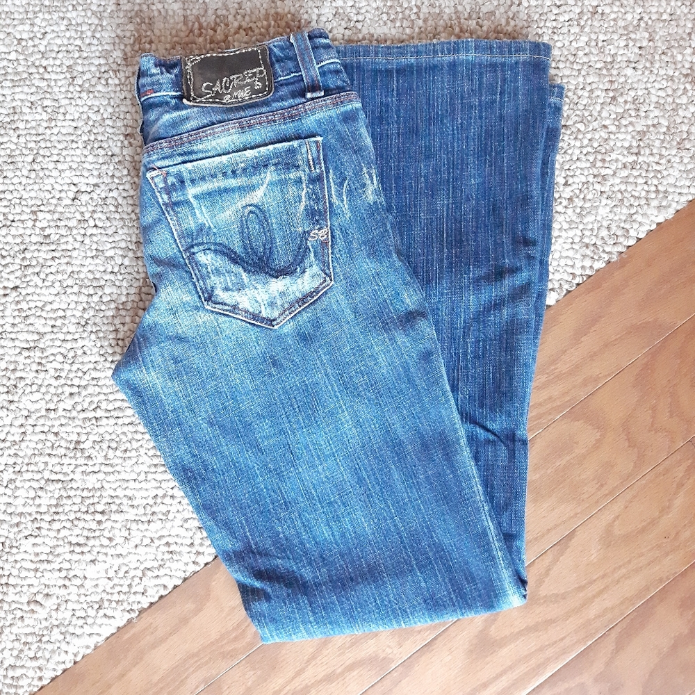 Sacred Blue Distressed Jeans size 25
